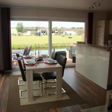 Auszeit Direkt Am Wasser By Interhome Wervershoof